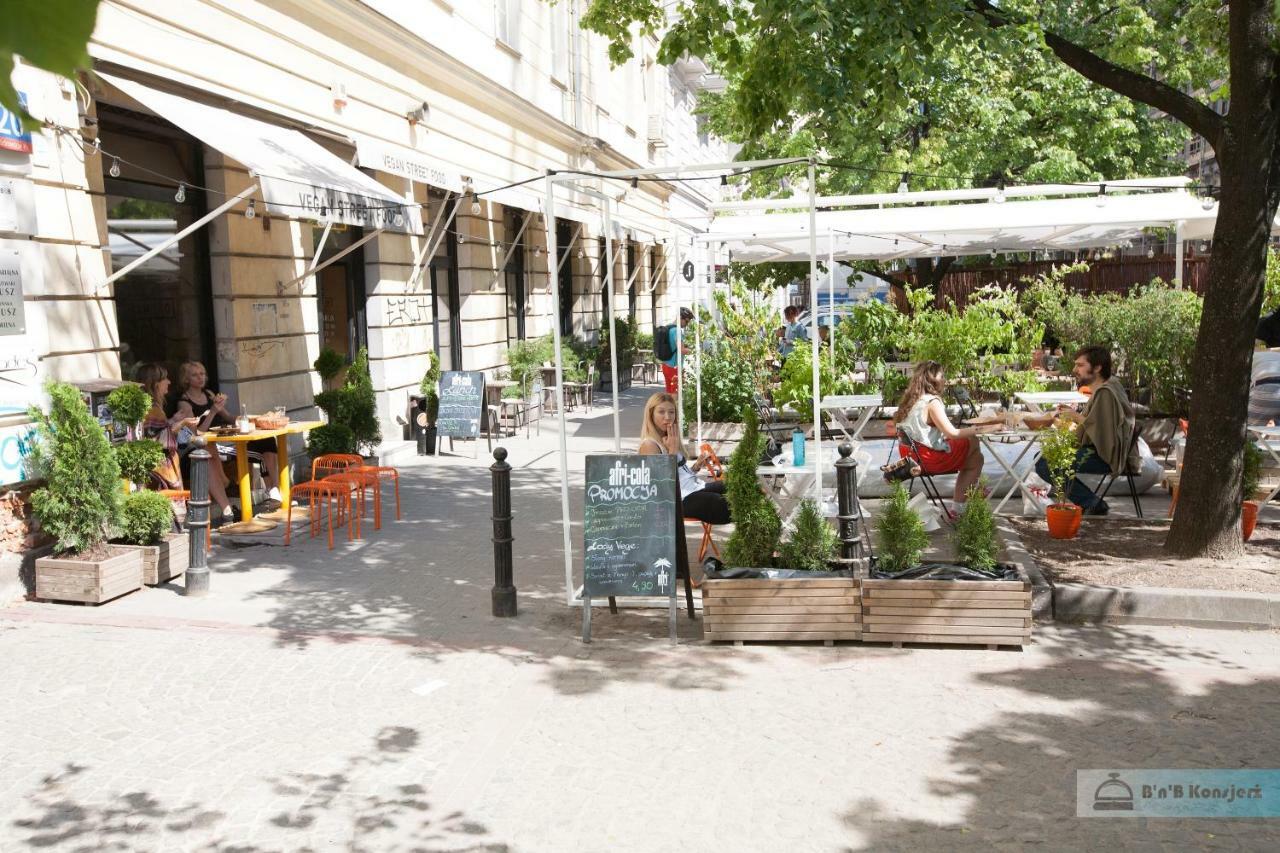 شقة Warsaw Concierge Bracka Retro Flat المظهر الخارجي الصورة