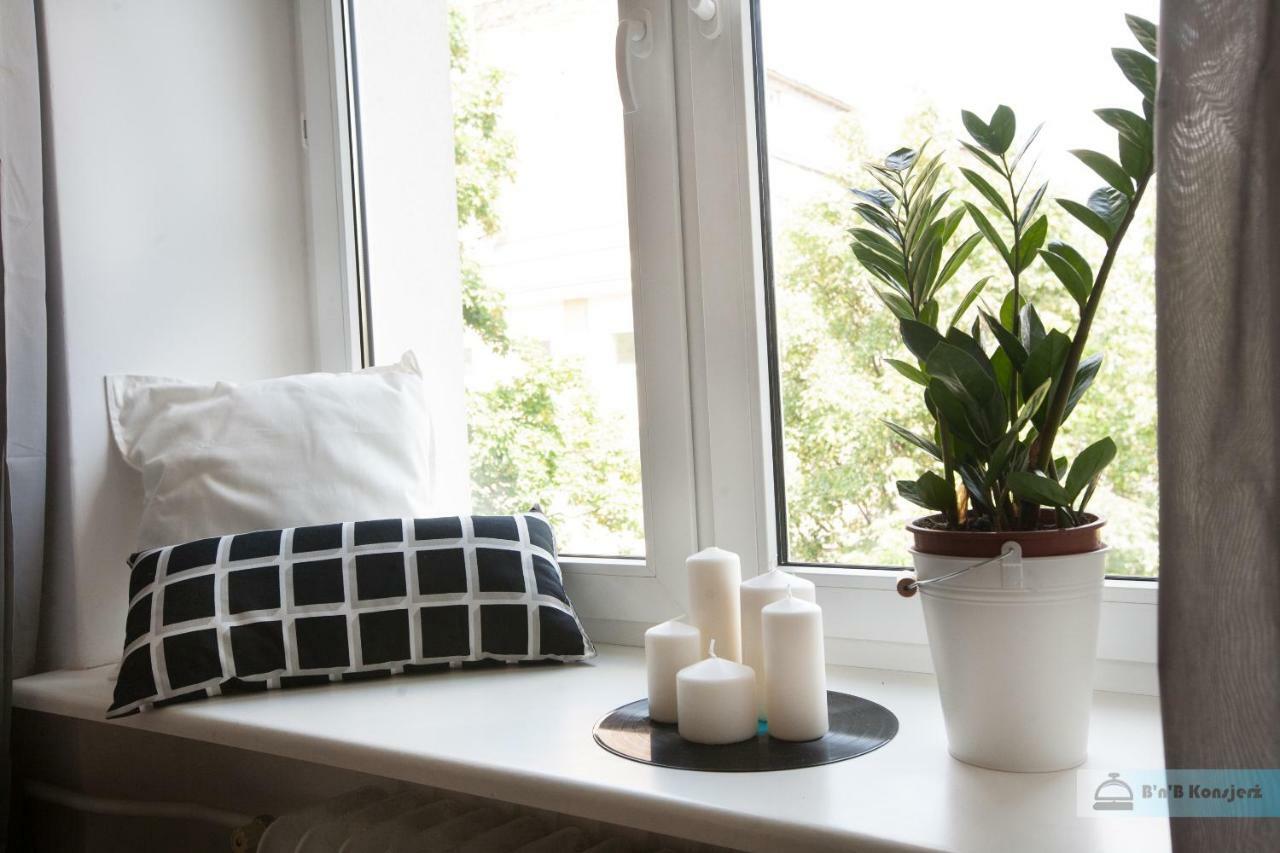 شقة Warsaw Concierge Bracka Retro Flat المظهر الخارجي الصورة